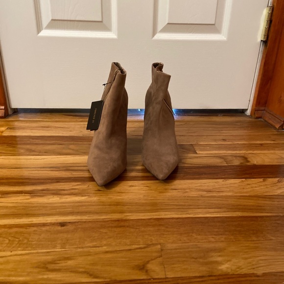 Forever 21 - NWT Ankle Booties - 10 - Picture 4 of 9